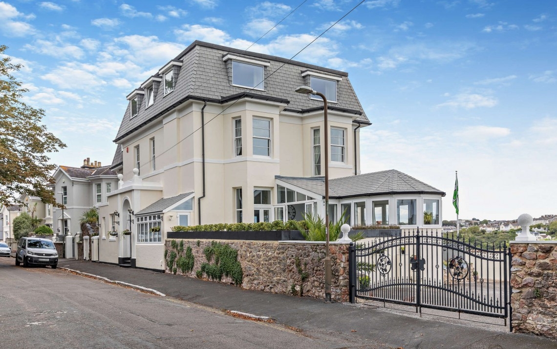 Torquay Estate Agents John Couch Estate Agent offering Quality Torquay property for sale