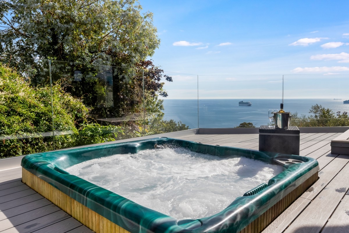 Rock House Lane Property for Sale in Torquay John Couch The Estate Agent offering Quality